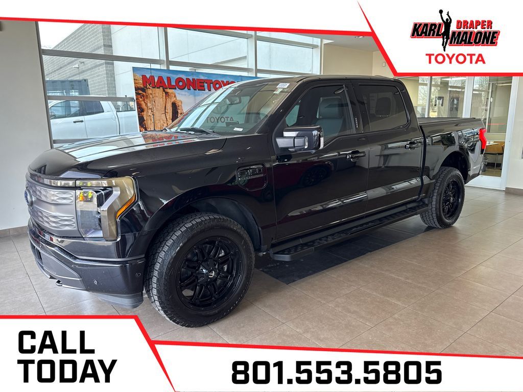 2023 Ford F-150 Lightning Lariat