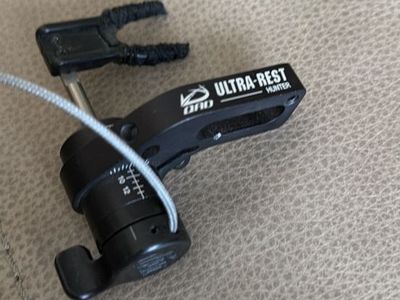 QAD Ultra-Rest Hunter Archery Bow Arrow Rest Black, Used