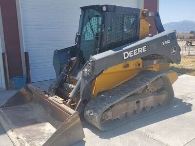John Deere Skid Steer Loader