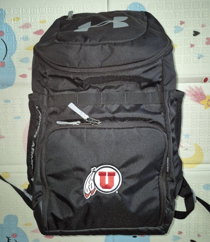 Like-New! Utah Utes Under Armour Team Undeniable Football Travel Backpack Laptop