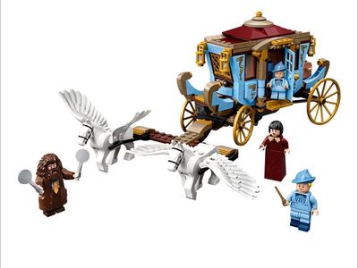 LEGO Harry Potter Beauxbatons' Carriage: Arrival at Hogwarts 75958 (430 Pieces)