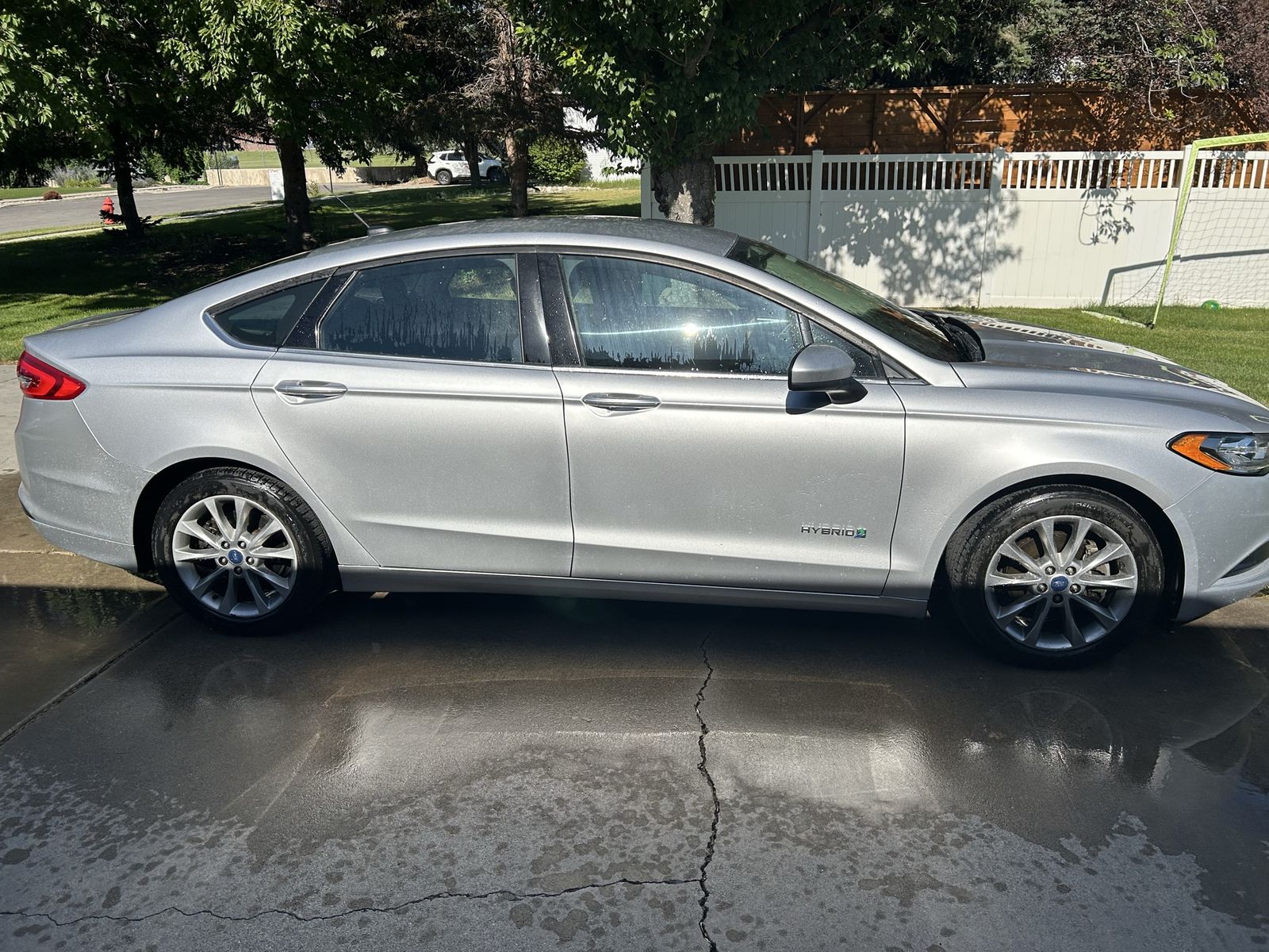 2017 Ford Fusion Hybrid SE