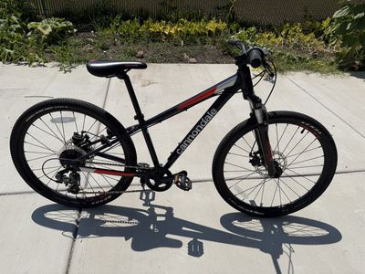 24 inch Cannondale Kids Mountain Bike Front Suspension Disc Brakes Black Red