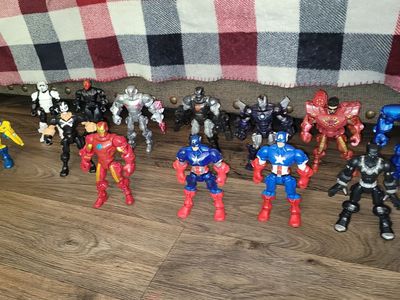 Marvel mix mashers figures