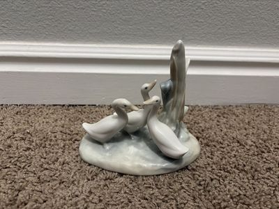 Lladro Duck Family Figurine - Ceramic Ducks, Perfect for Home Decor