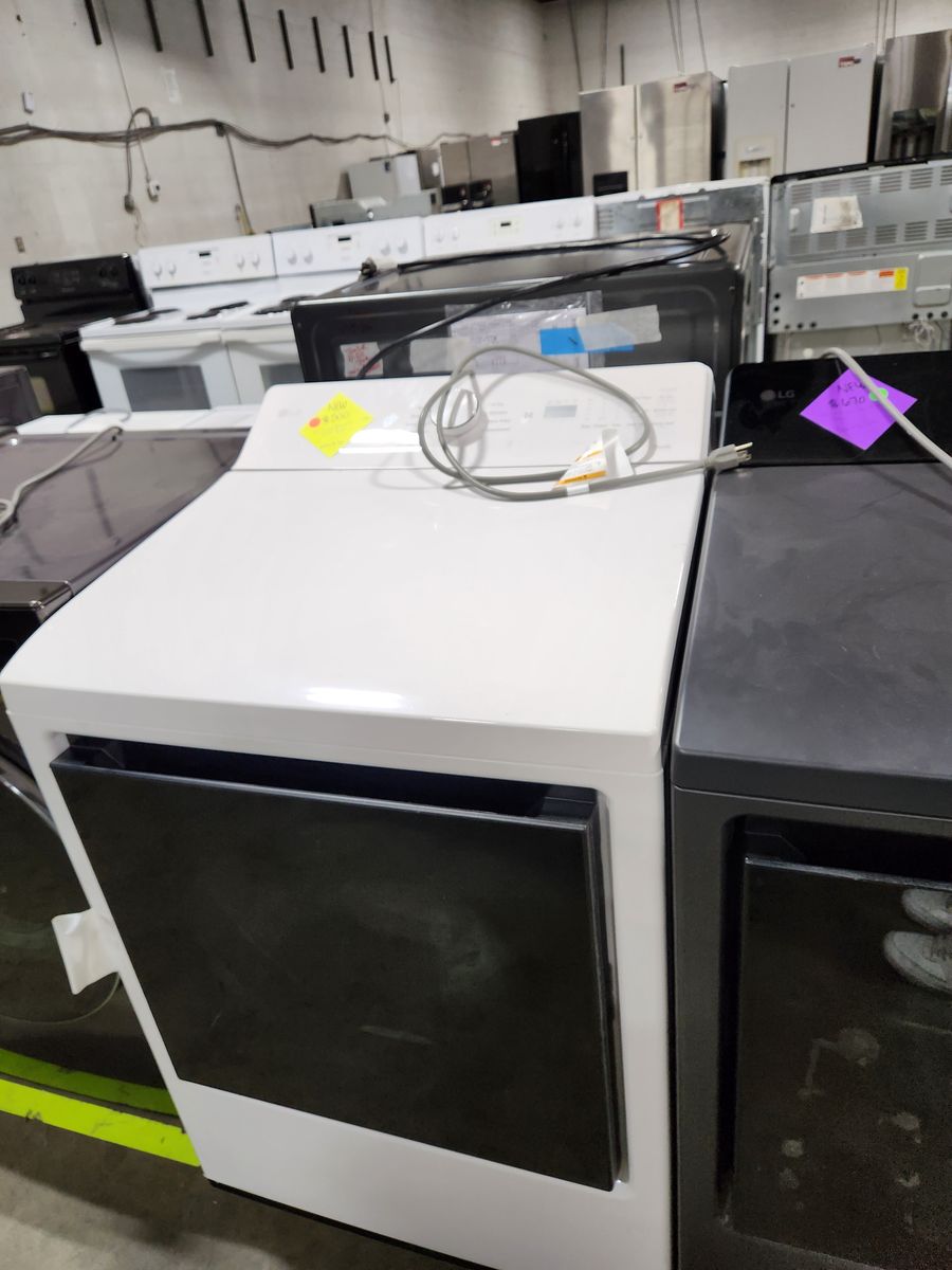 BEAUTIFUL BRAND NEW! LG TOPLOAD GAS DRYER