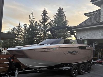 2022 Malibu m220