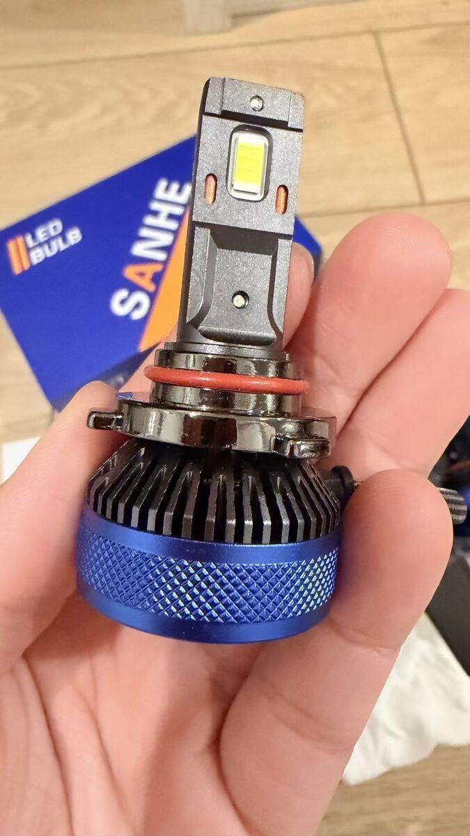 New in box 9005 LED Headlight Bulbs