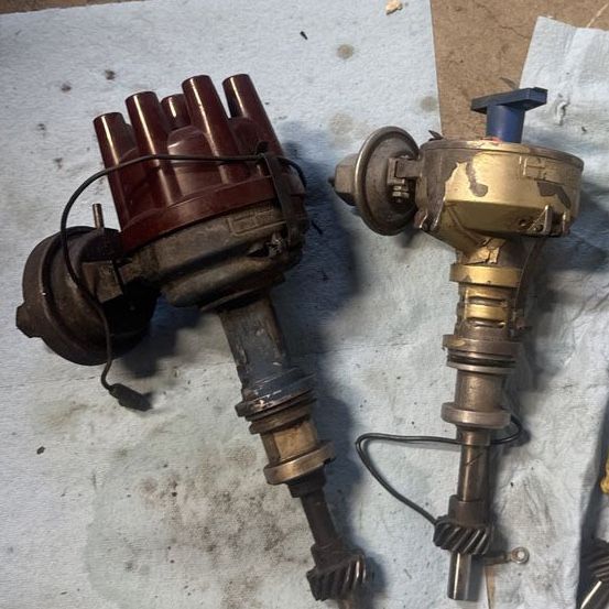 Ford Autolite 289-302 Engine Distributors with Vacuum Advance, points and Condenser per each