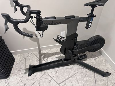 Wahoo KICKR Bike V1