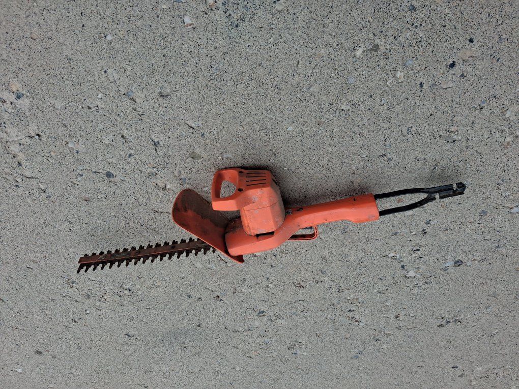 hedge trimmer