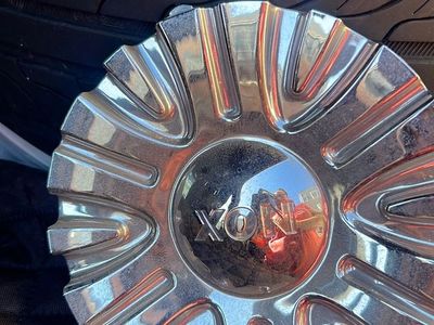 Trazano 225/35ZR20 Tires & Chrome Rims - Used 20-inch Wheel Set