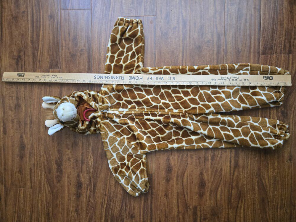Halloween Costume Giraffe