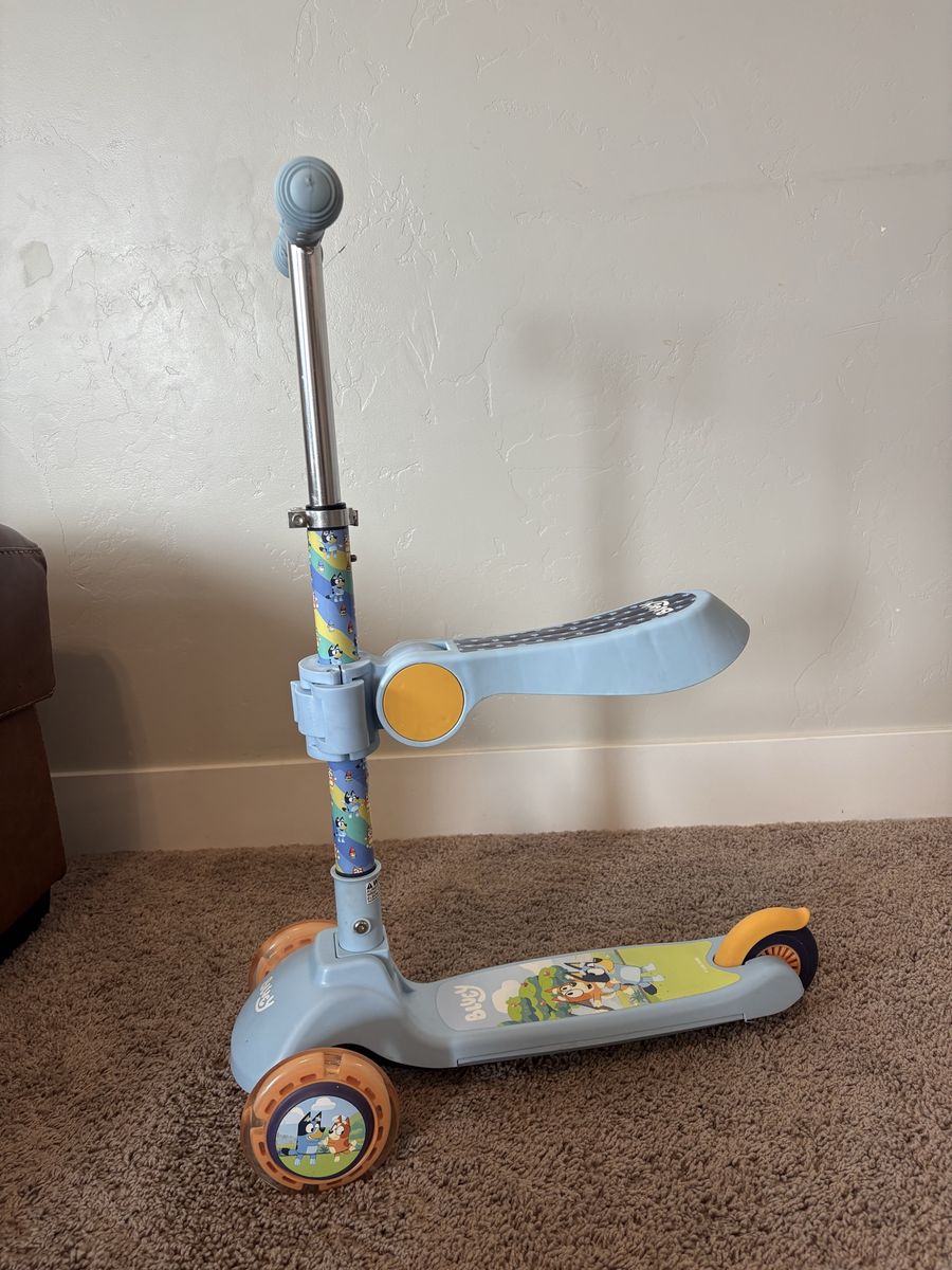 Kids Bluey Scooter