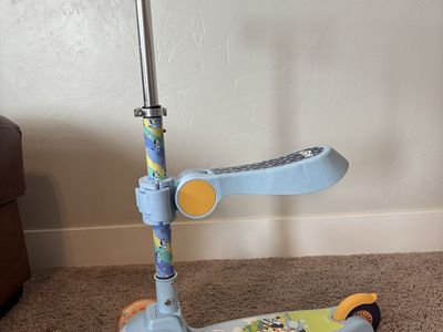 Kids Bluey Scooter