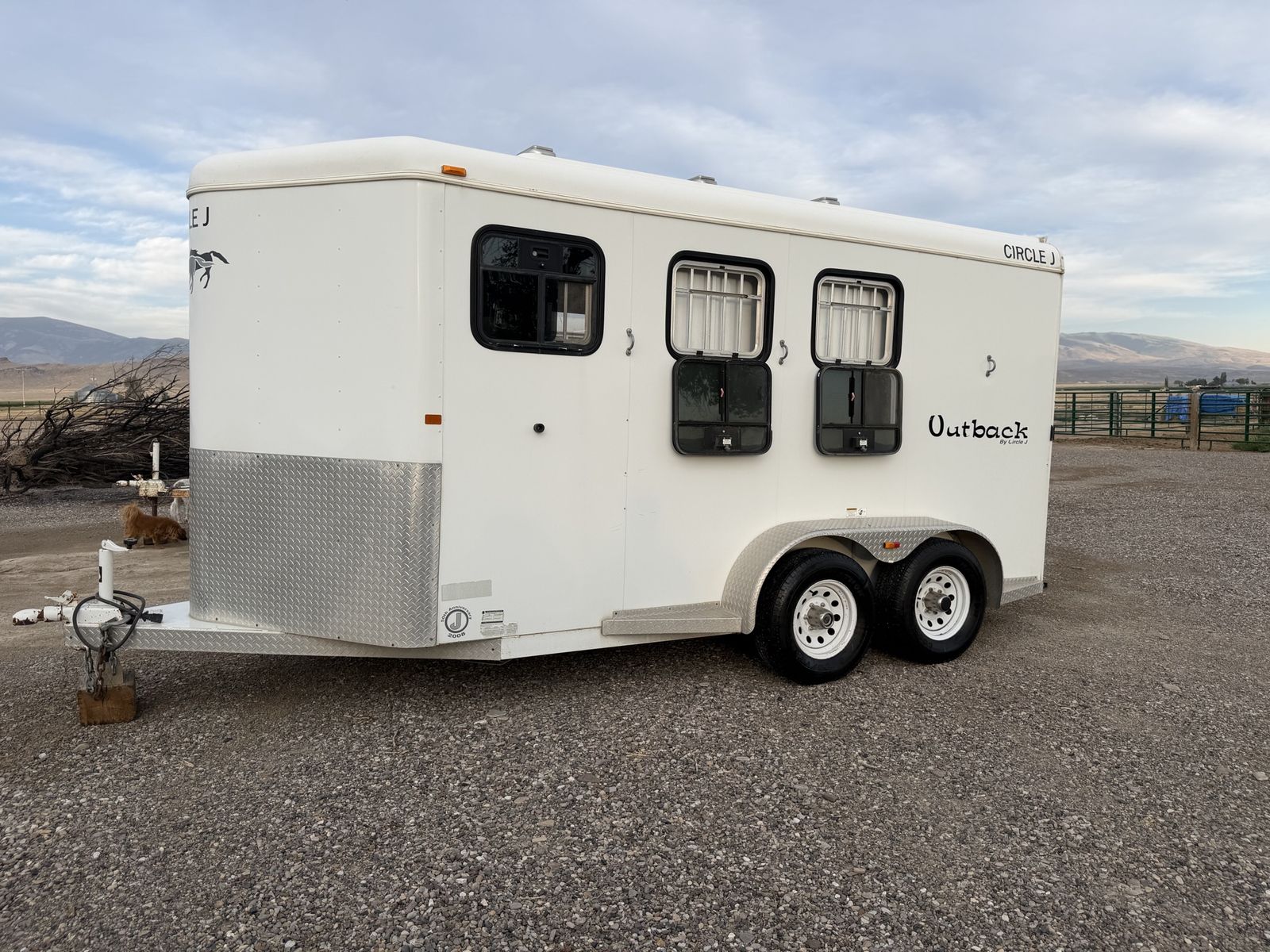 2008 Circle J Outback 50th Anniversary Enclosed Horse Trailer