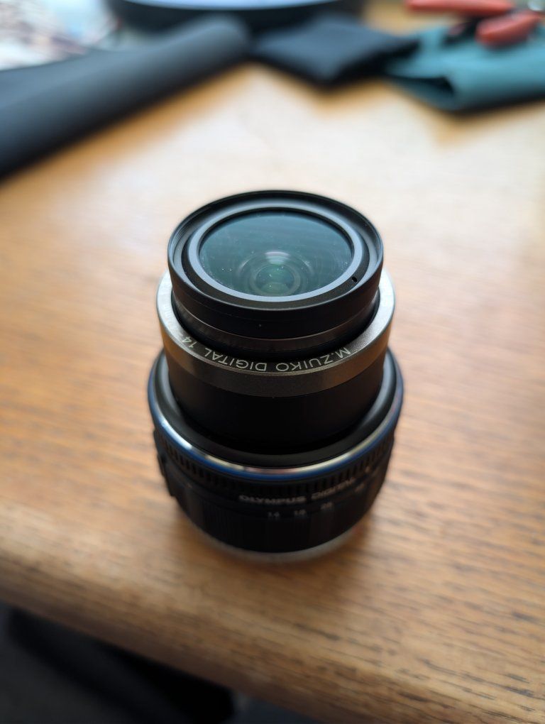 Olympus M.Zuiko 14-42mm F3.5-5.6 Micro 4/3 Lens