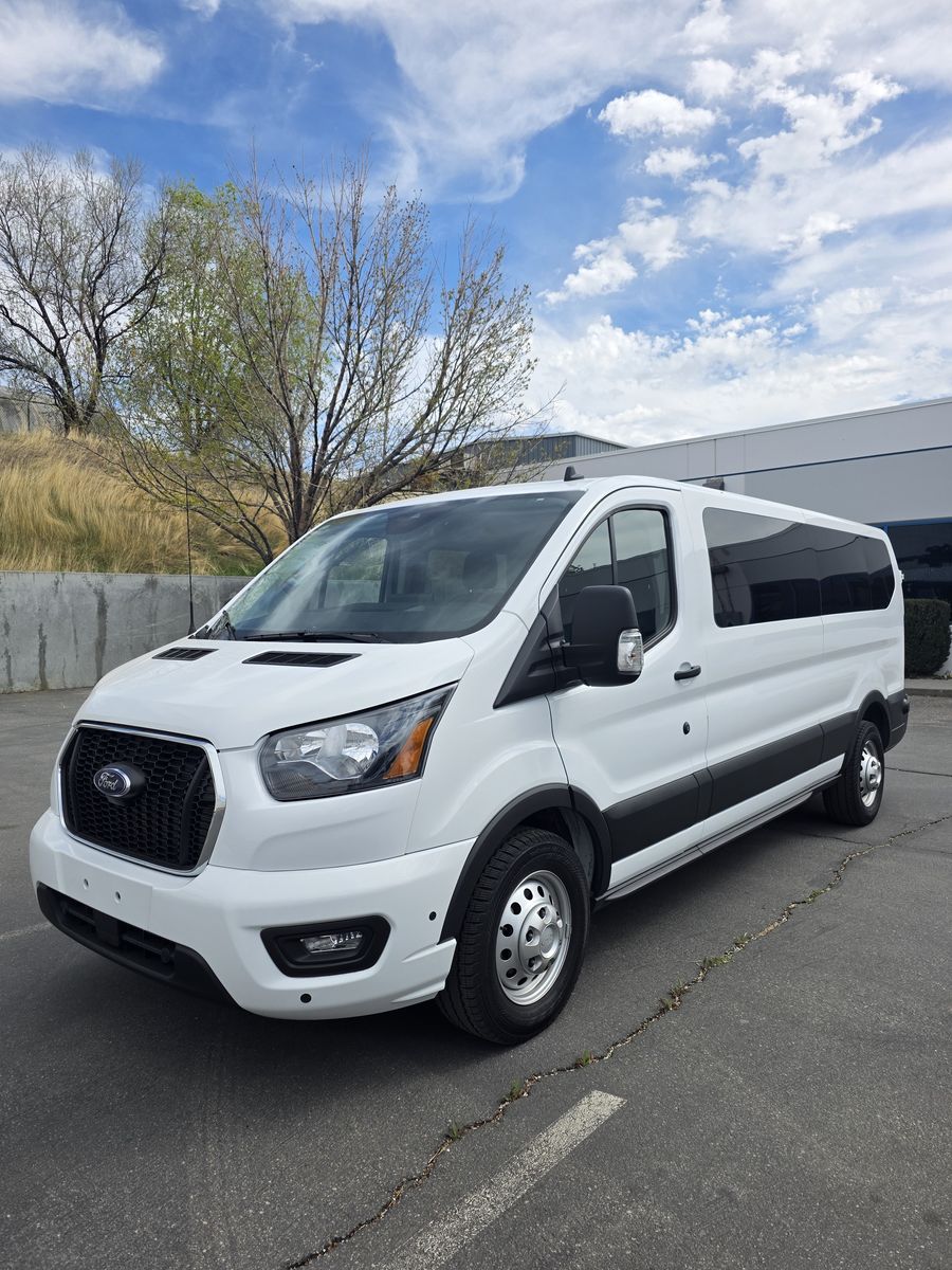 2025 Ford Transit 350 XLT