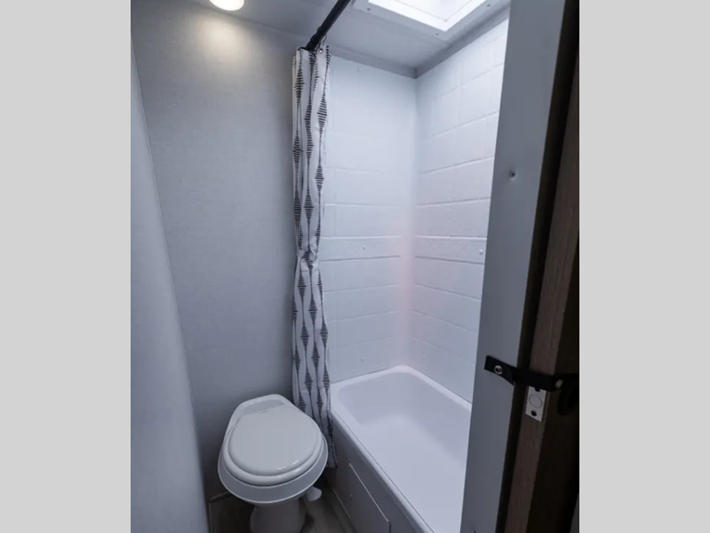 Main image 6