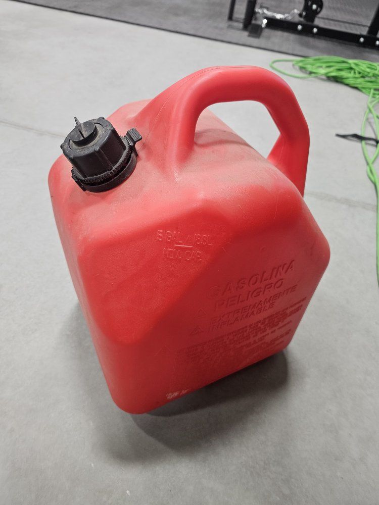 5 Gallon Gasoline Fuel Can with Cap