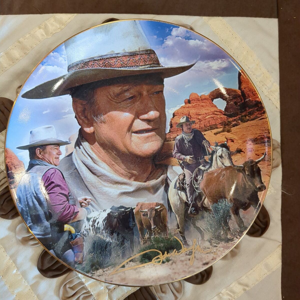 John Wayne collectors plate #1