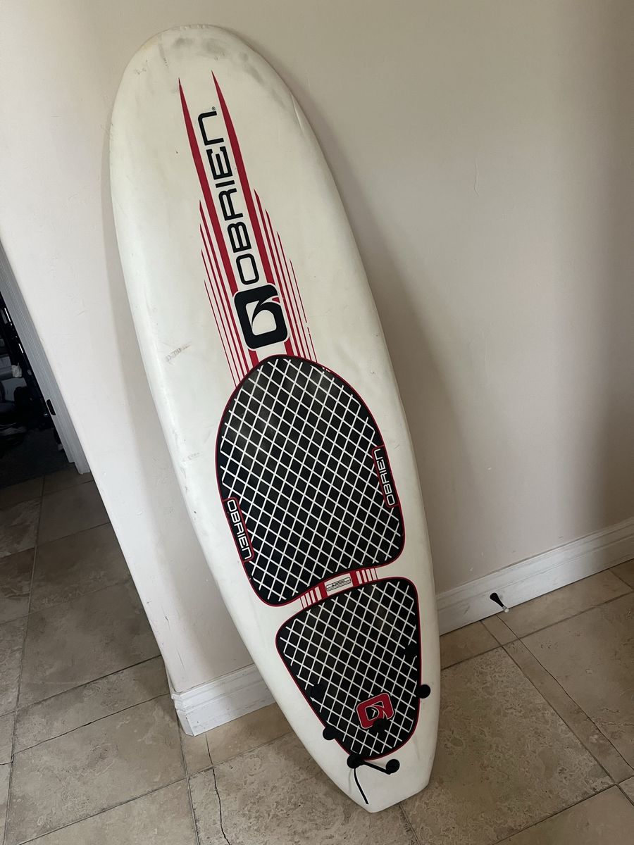 O'Brien White surfboard, Wake surf, three  fins