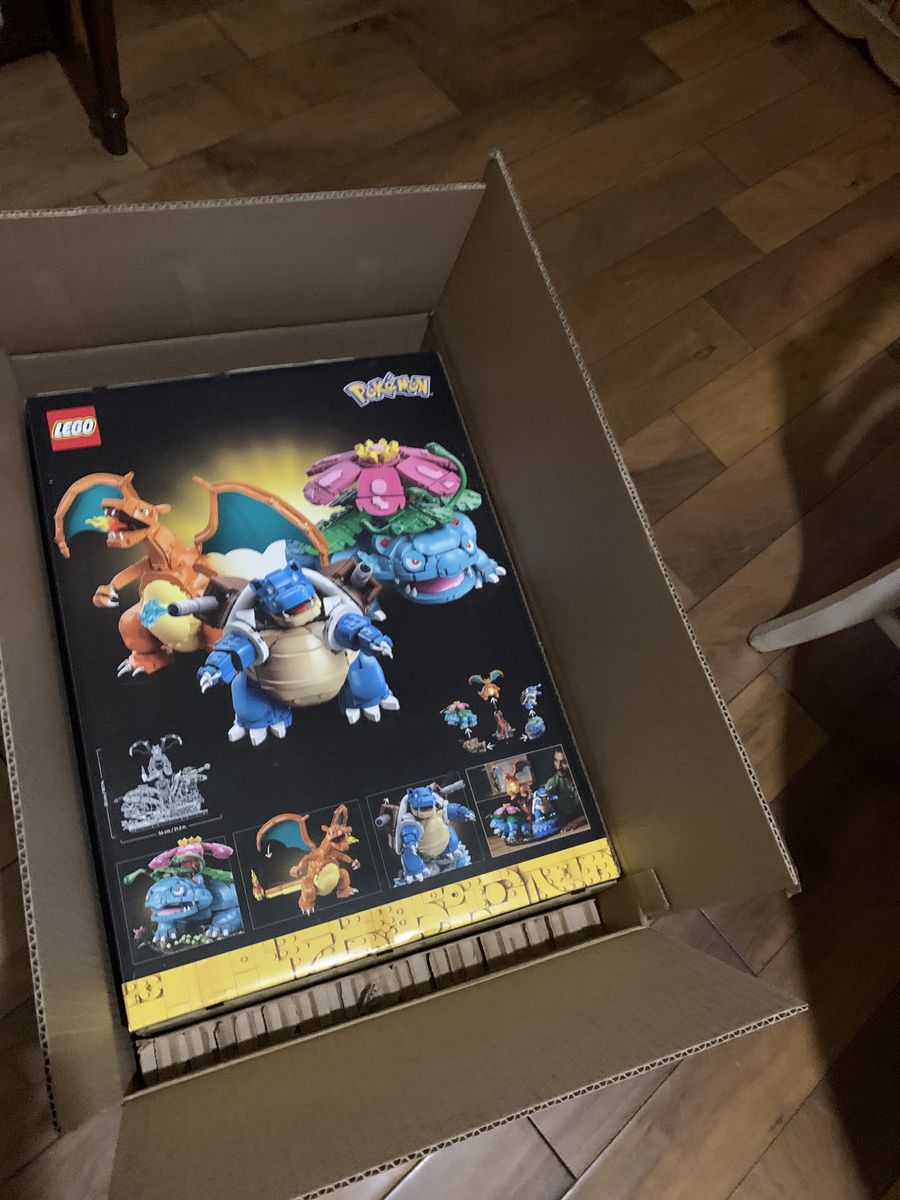 Lego Pokemon set NEW #72153  Charizard