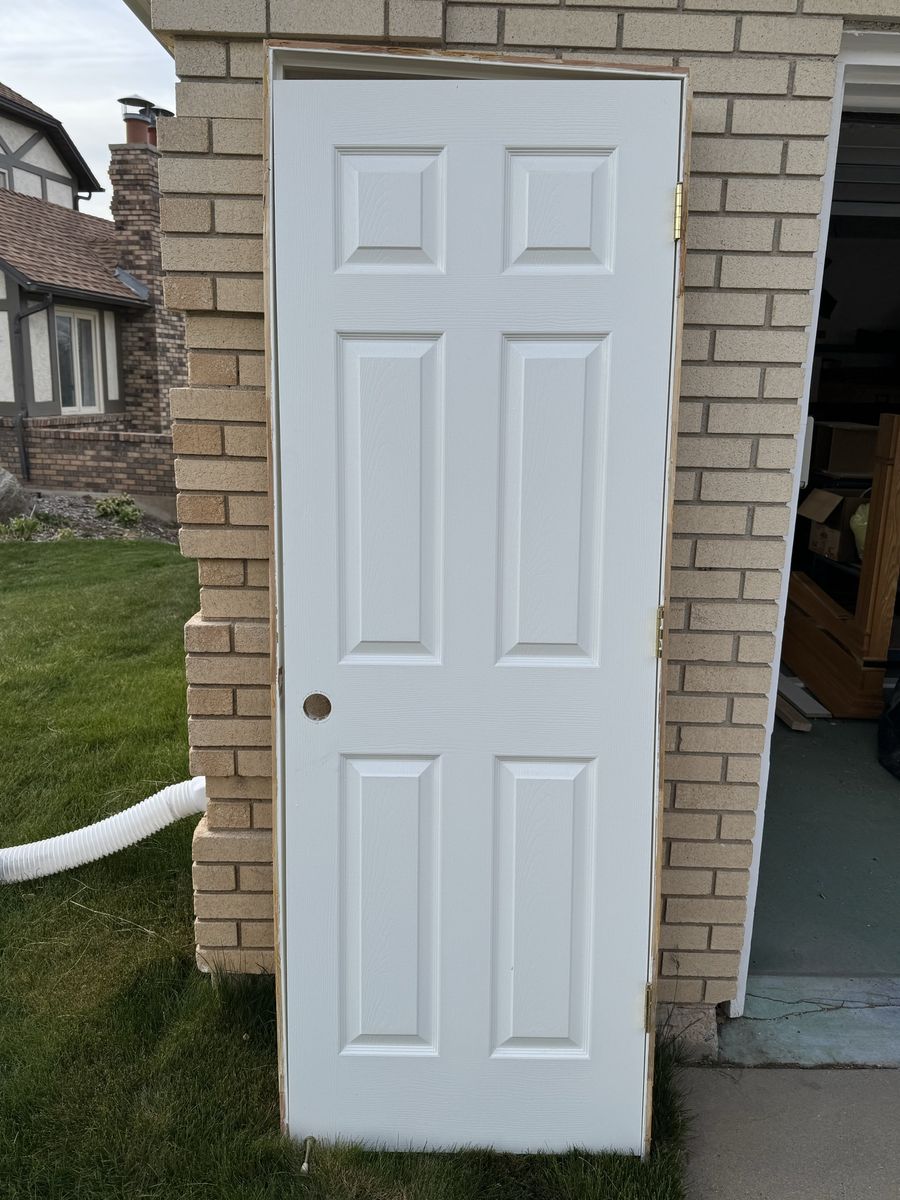 (2) interior doors with frame