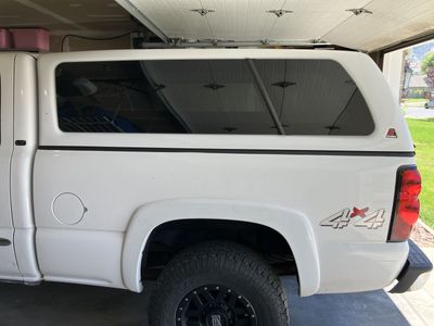 RAIDER fiberglass truck shell, fits Chevy / GMC standard bed