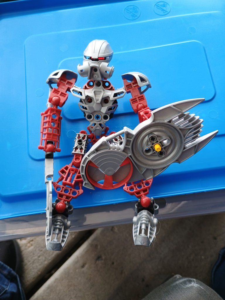 Lego Bionicle Figures