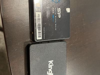 Lot of 2 ssd 256gb. Still good