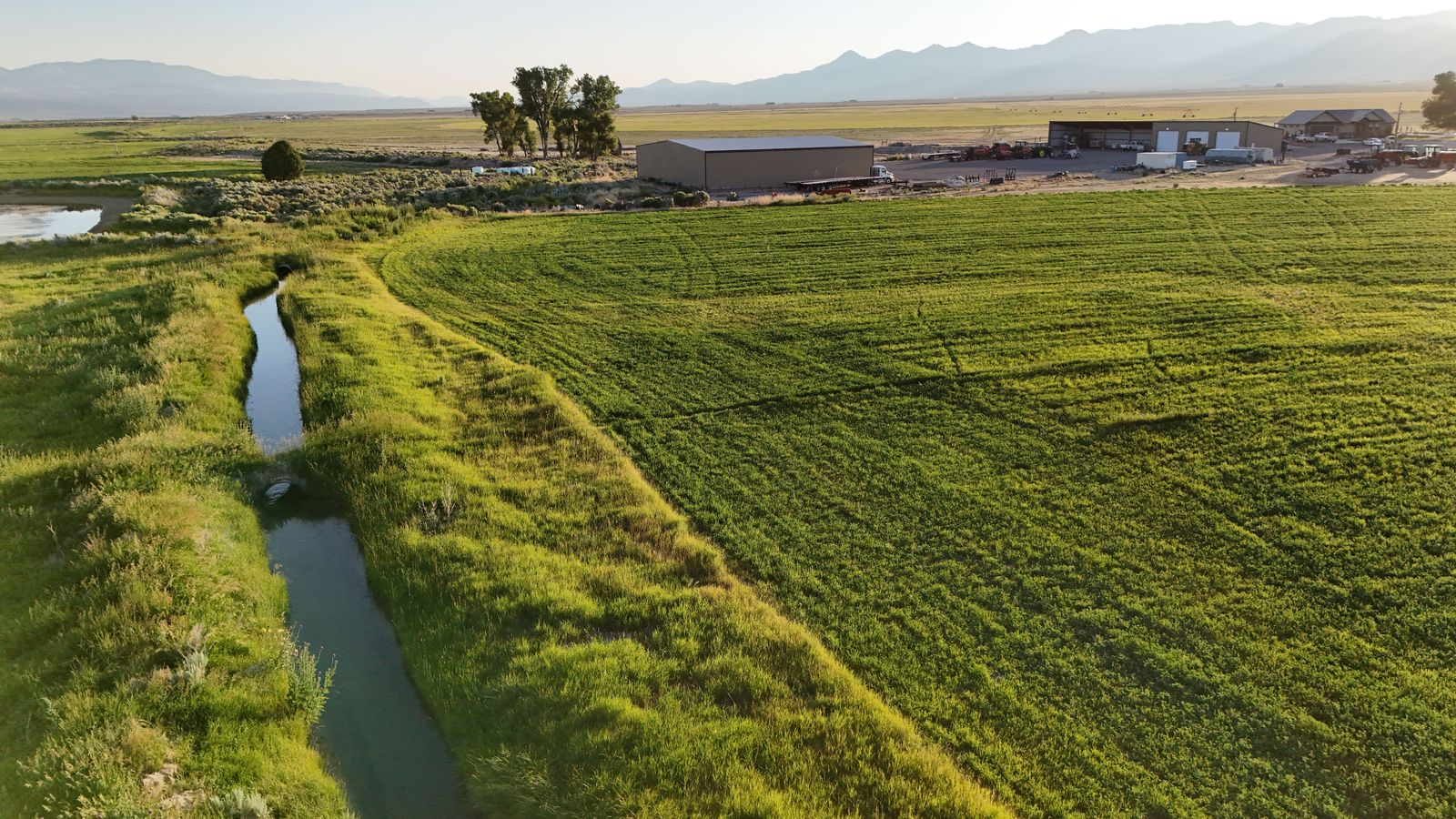 555 Acre Garfield County Hay Farm With Water Rights