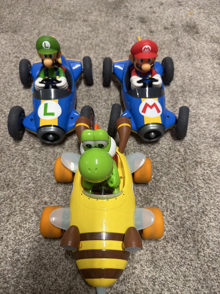Jakks Pacific Super Mario Kart 8 Luigi, Mario, and Yoshi RC Racers - Set of 3