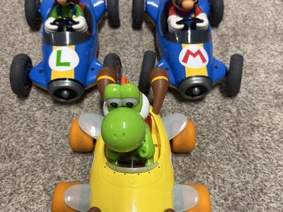 Jakks Pacific Super Mario Kart 8 Luigi, Mario, and Yoshi RC Racers - Set of 3