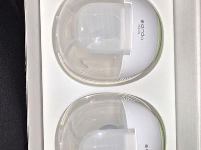 Ardo Melia Wearable Double Electric Breast Pump - Like New