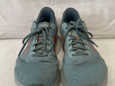 Altra Torin 6 Women’s 11 Men’s 9.5 Running Shoes
