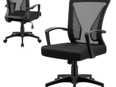 New Black Adjustable Swivel Office Chair