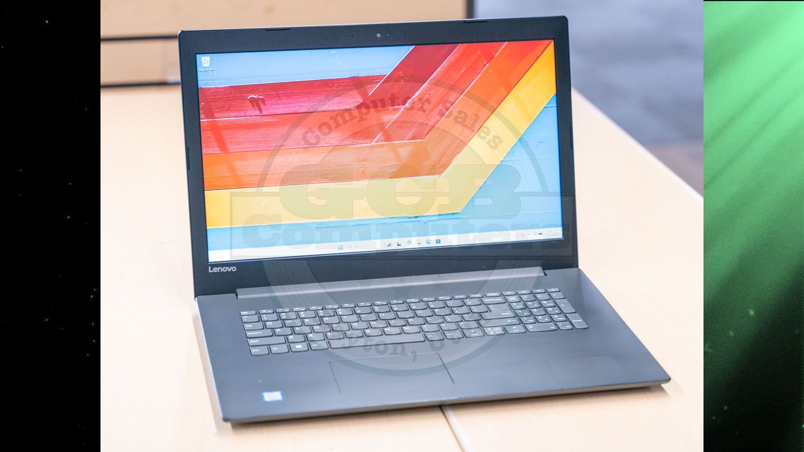 Lenovo Ideapad 330 i5-8250U 500GB SSD 20GB RAM Windows 11 Laptop 17 Inch