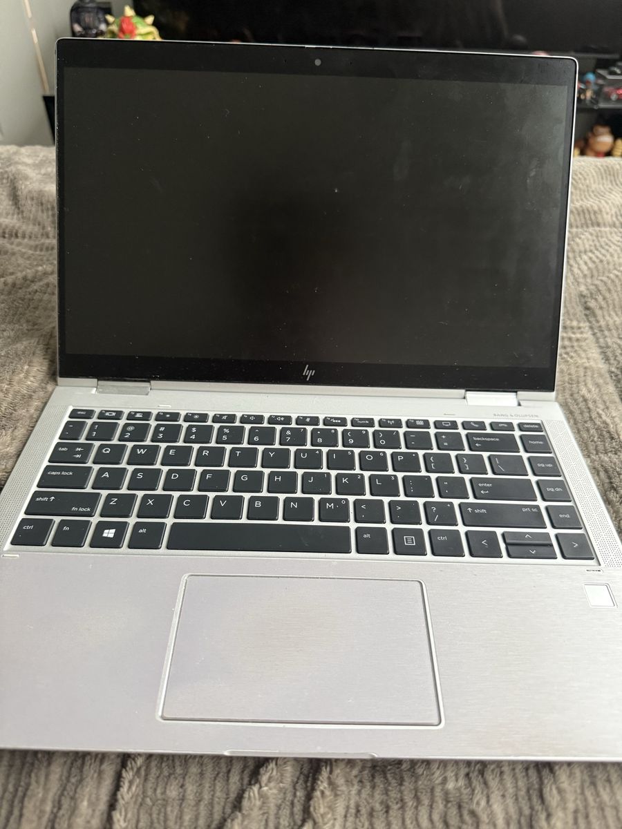 HP EliteBook x360 1040 G6 14" Touchscreen 2-in-1 Laptop - Core i7, 16GB RAM, 512GB SSD
