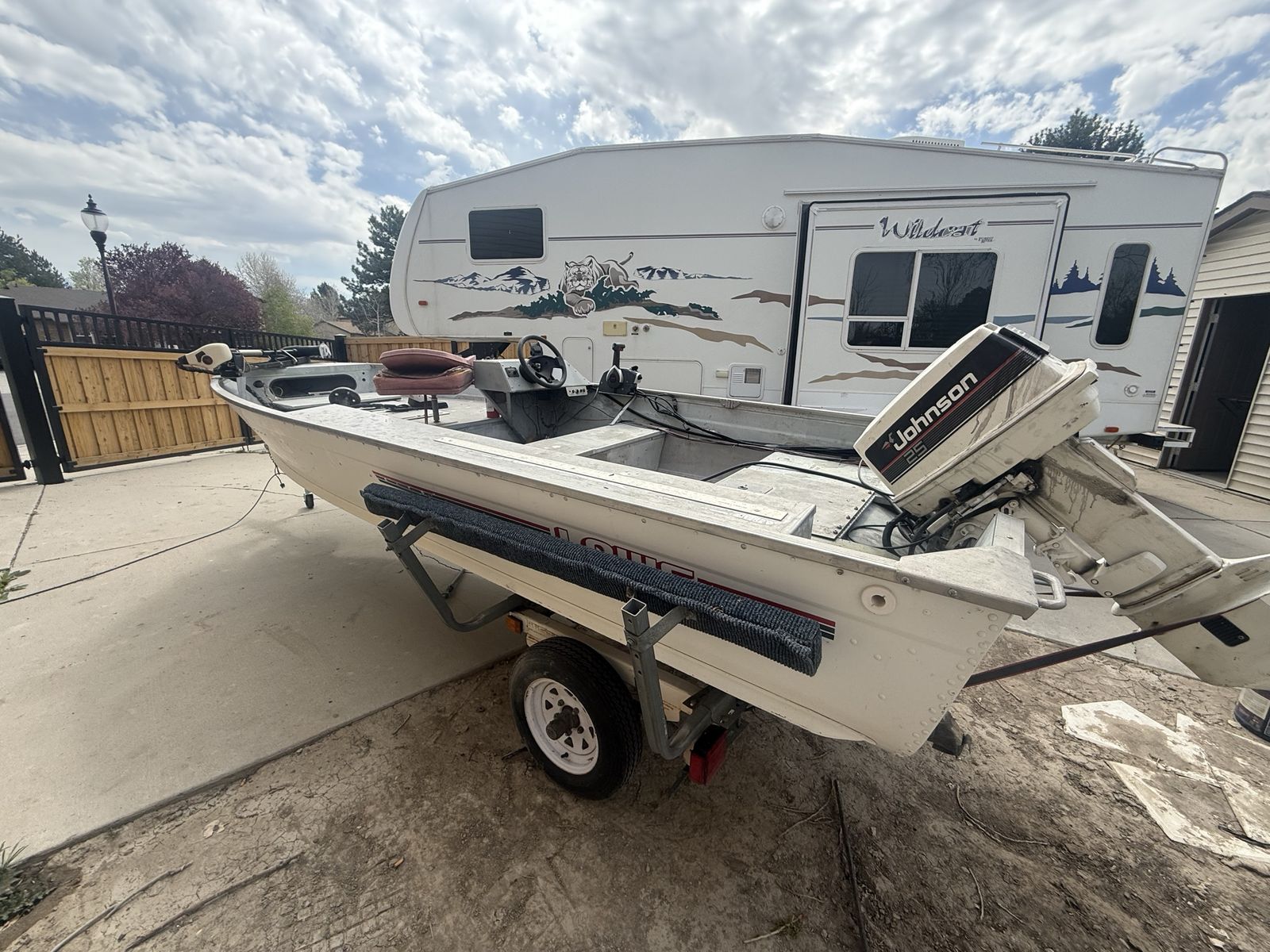 16' Lowe Fishing Boat