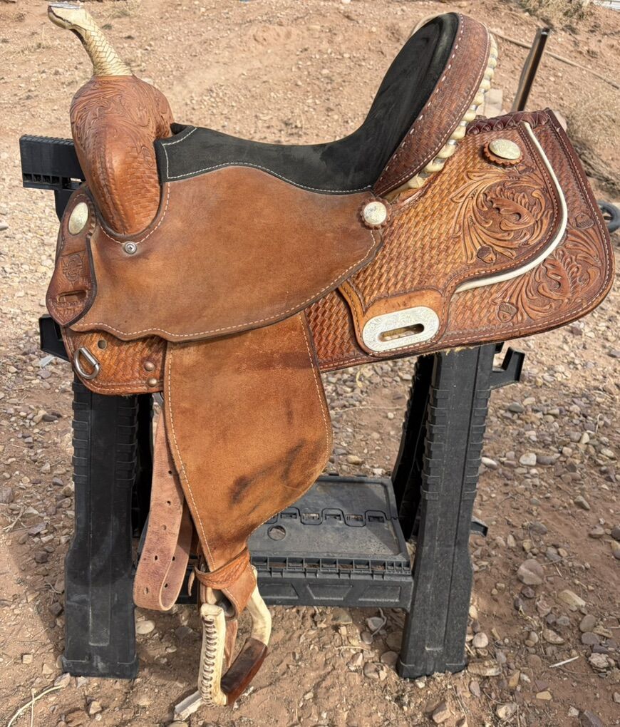 Double c Barrel Saddle