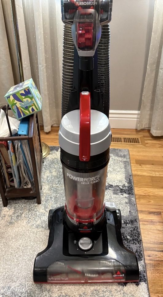 Bissell PowerForce Helix Turbo Vacuum