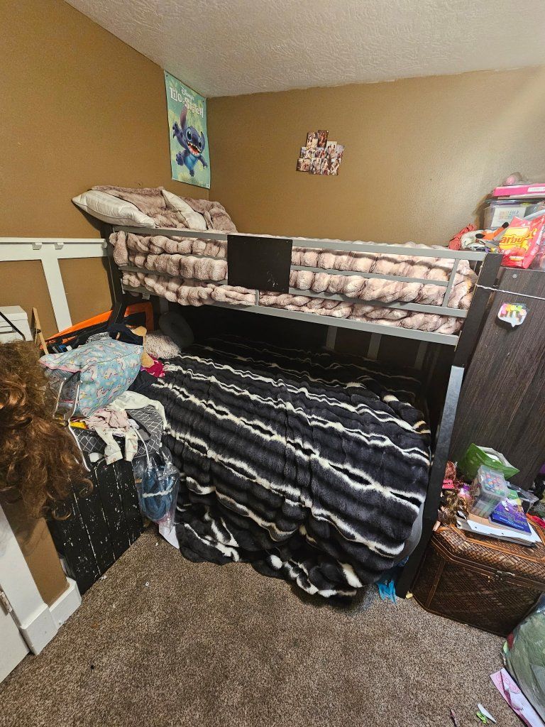 Metal Frame Twin Over Twin Bunk Bed with Safety Rails