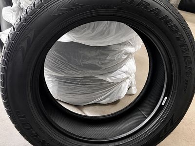 Set of 4: 265/55R20 Dunlop Grandtrek PT5A - Like New Take-offs!
