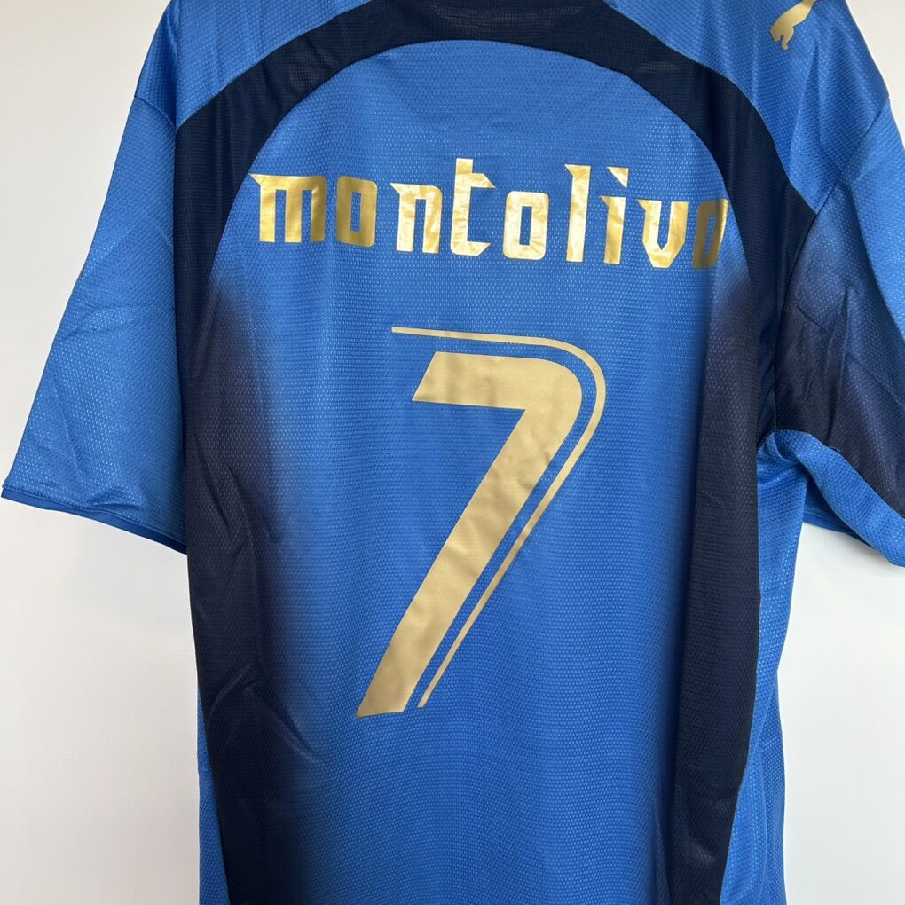 Montolivo #7 | XL | Italy 2006  Home Jersey