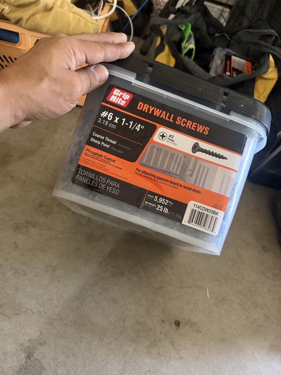 Grip Rite #6 x 1-1/4" Coarse Thread Sharp Point Phosphate Coated Drywall Screws, 25 lb.