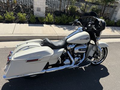 2022 HARLEY DAVIDSON STREET GLIDE