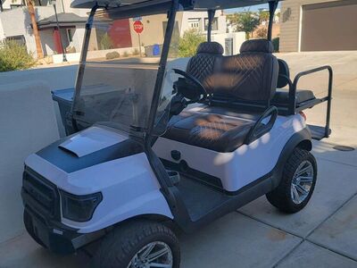 Pristine Club Car Precedent Electric Golf Cart