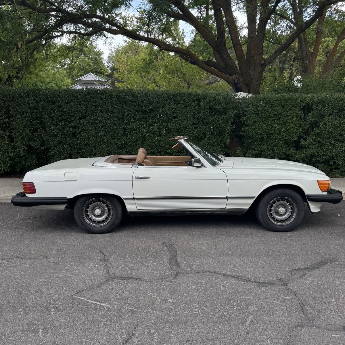 1984 Mercedes-Benz 380-Class 380 SL