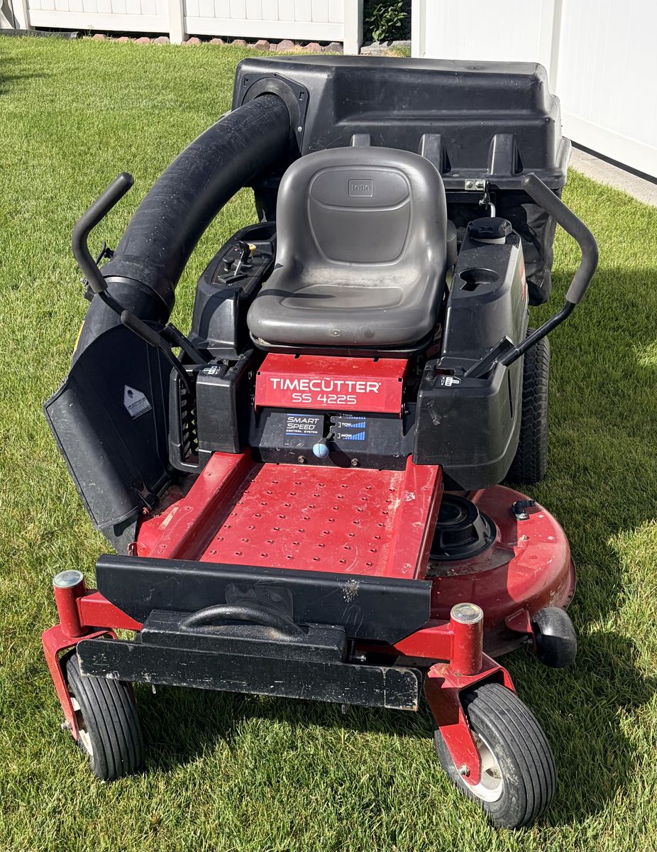 Toro timecutter Zero turn mower